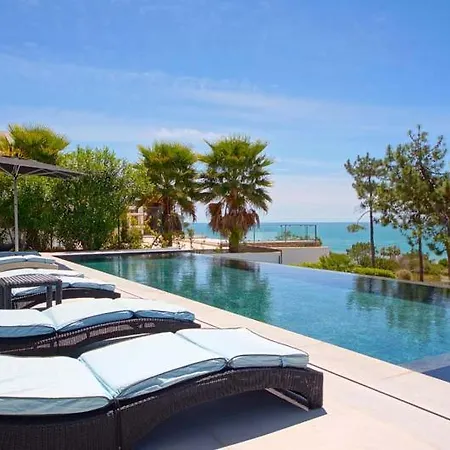 Vale Do Garrao Sleeps 10 Pool Air Con Wifi *