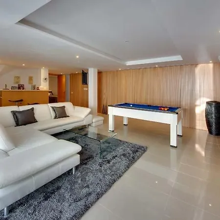 Vale Do Garrao Sleeps 10 Pool Air Con Wifi Villa *