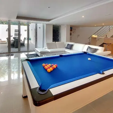 Villa Vale Do Garrao Sleeps 10 Pool Air Con Wifi